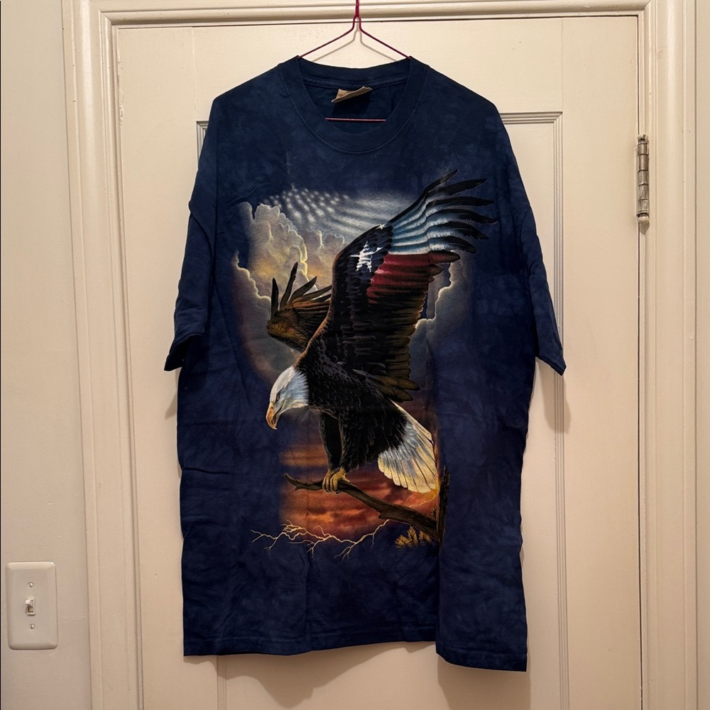 Women’s Lonestar Eagle graphic tee